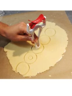 Aktion 🔔 Backformen & -zubehör Dr. Oetker Rollausstecher In Weiß/ Rot Günstig Kaufen 🔔 -Dr.oetker Verkaufsladen dr oetker rollausstecher in weiss rot 2