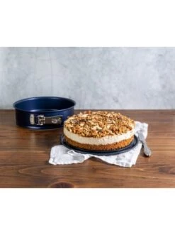 Angebote 🔥 Backformen & -zubehör Dr. Oetker Springform Mit Emaille-Servierboden Und Antihaft-Ring Back-Liebe Emaille, Ø 26 C Günstig Kaufen 👏 13 Angebote 🔥 Backformen & -zubehör Dr. Oetker Springform Mit Emaille-Servierboden Und Antihaft-Ring Back-Liebe Emaille, Ø 26 C Günstig Kaufen 👏 -Dr.oetker Verkaufsladen dr oetker springform mit emaille servierboden und antihaft ring back liebe emaille o 26 c 3